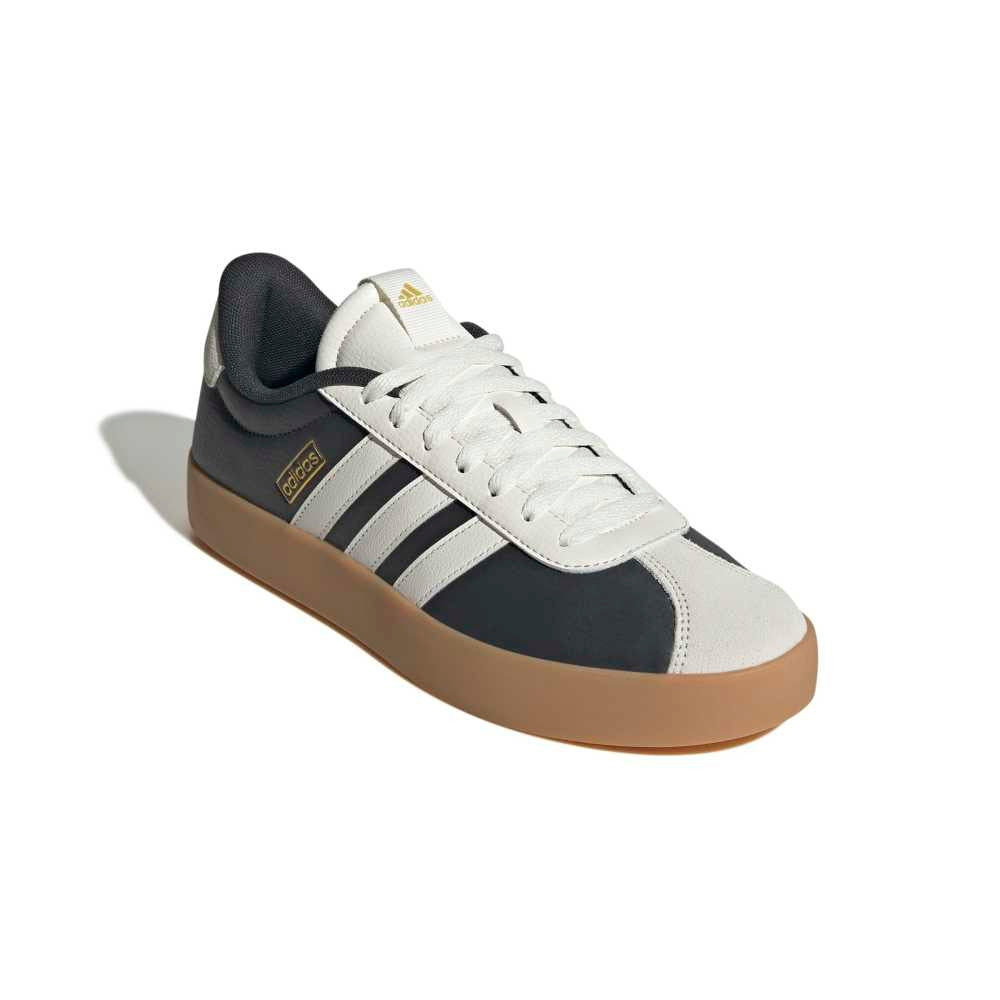 حذاء في إل كورت 3.0