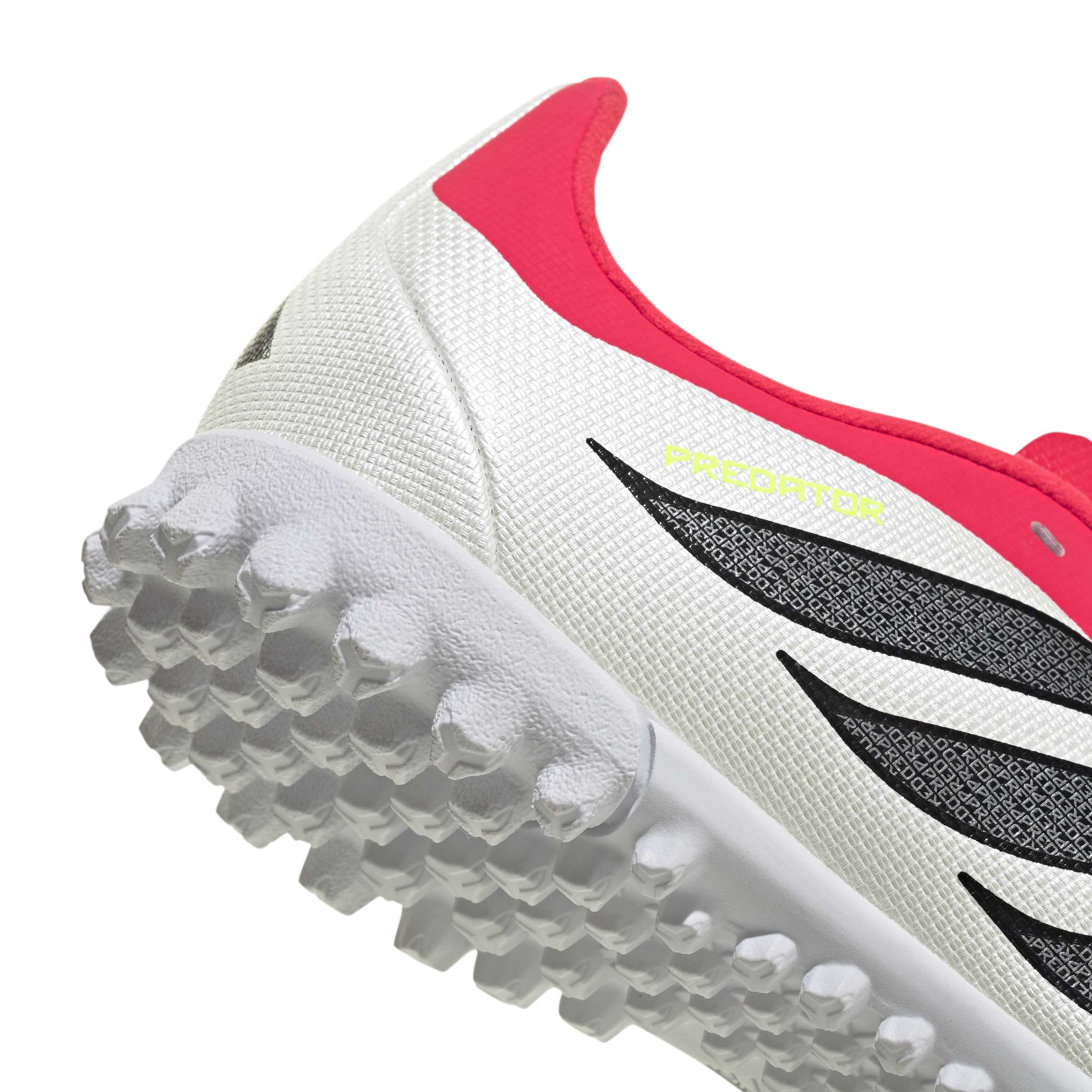 Predator Club Turf Shoes