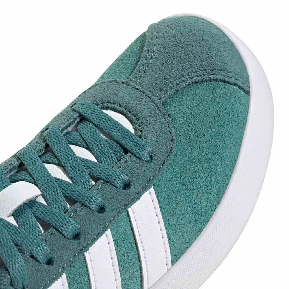 حذاء للاستخدام اليومي  في ال كورت 3.0