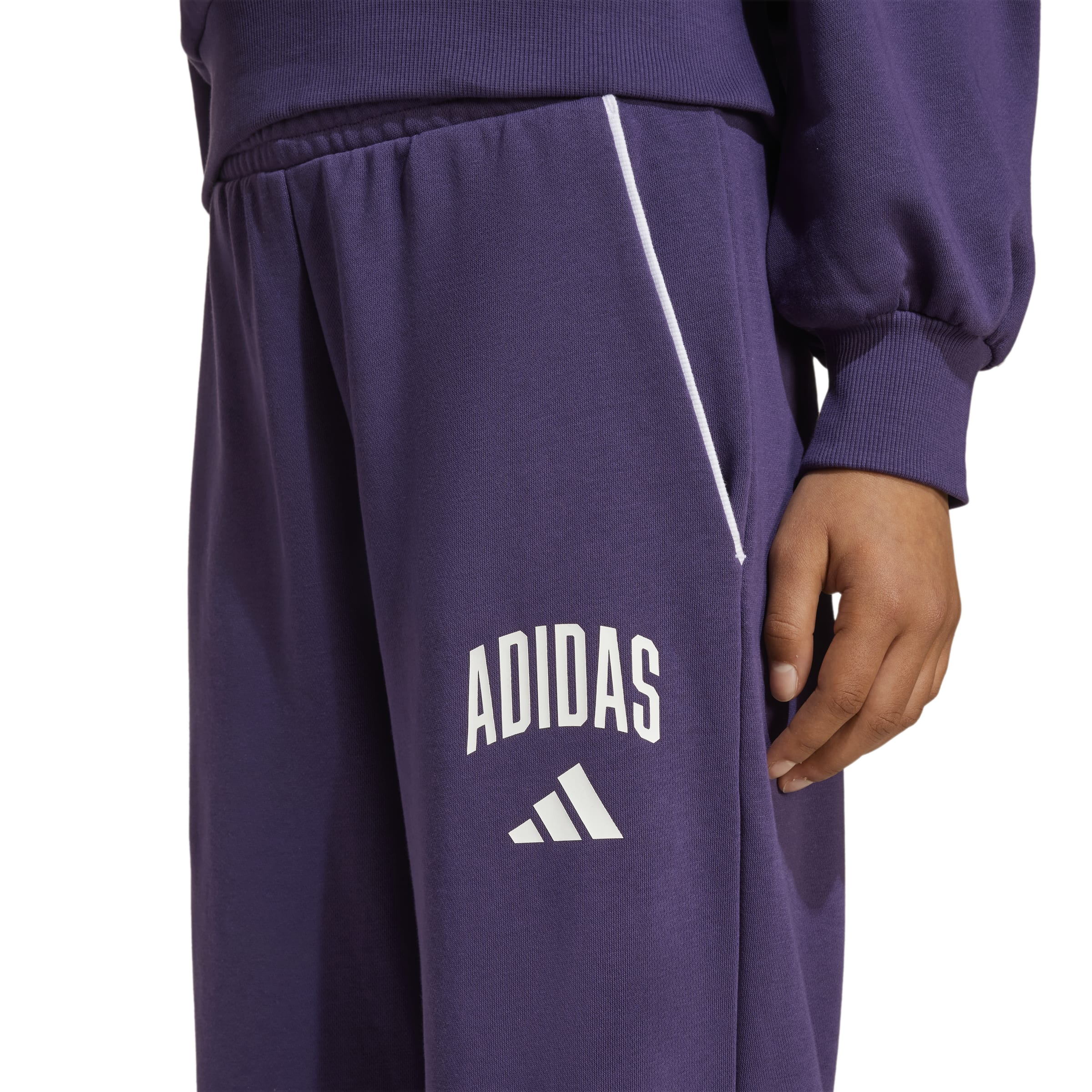 Seasonals Essentials Collegiate Typography Joggers