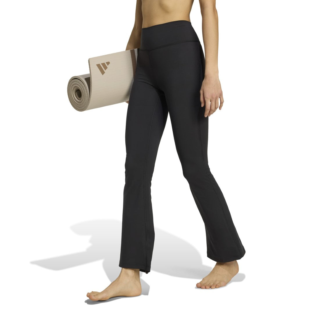 All Me Essentials Flare Leggings