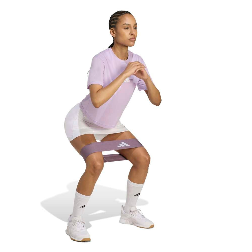 تيشيرت للتدريب اسينشالز بلوجو