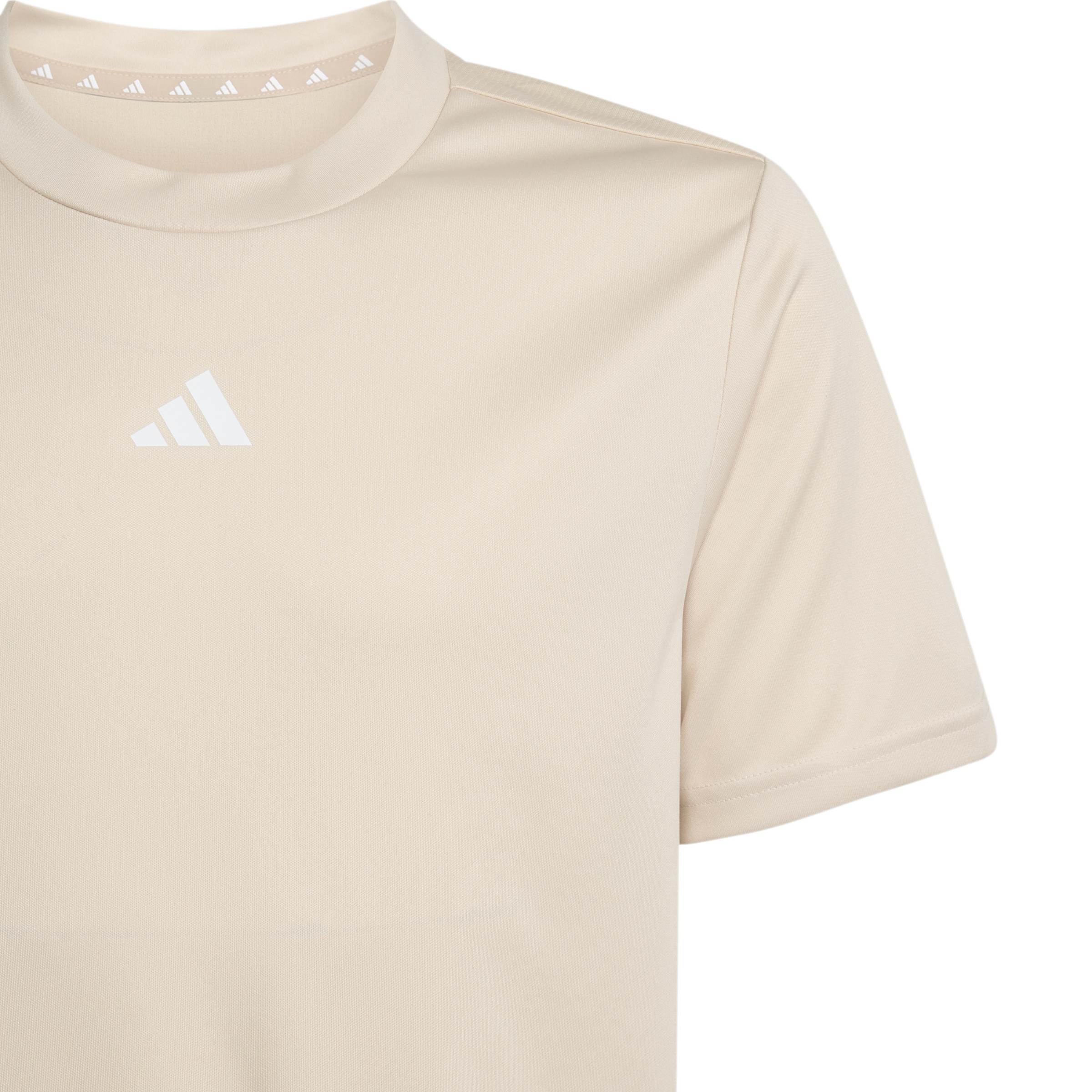 Train Essentials Logo Regular Fit T-Shirt