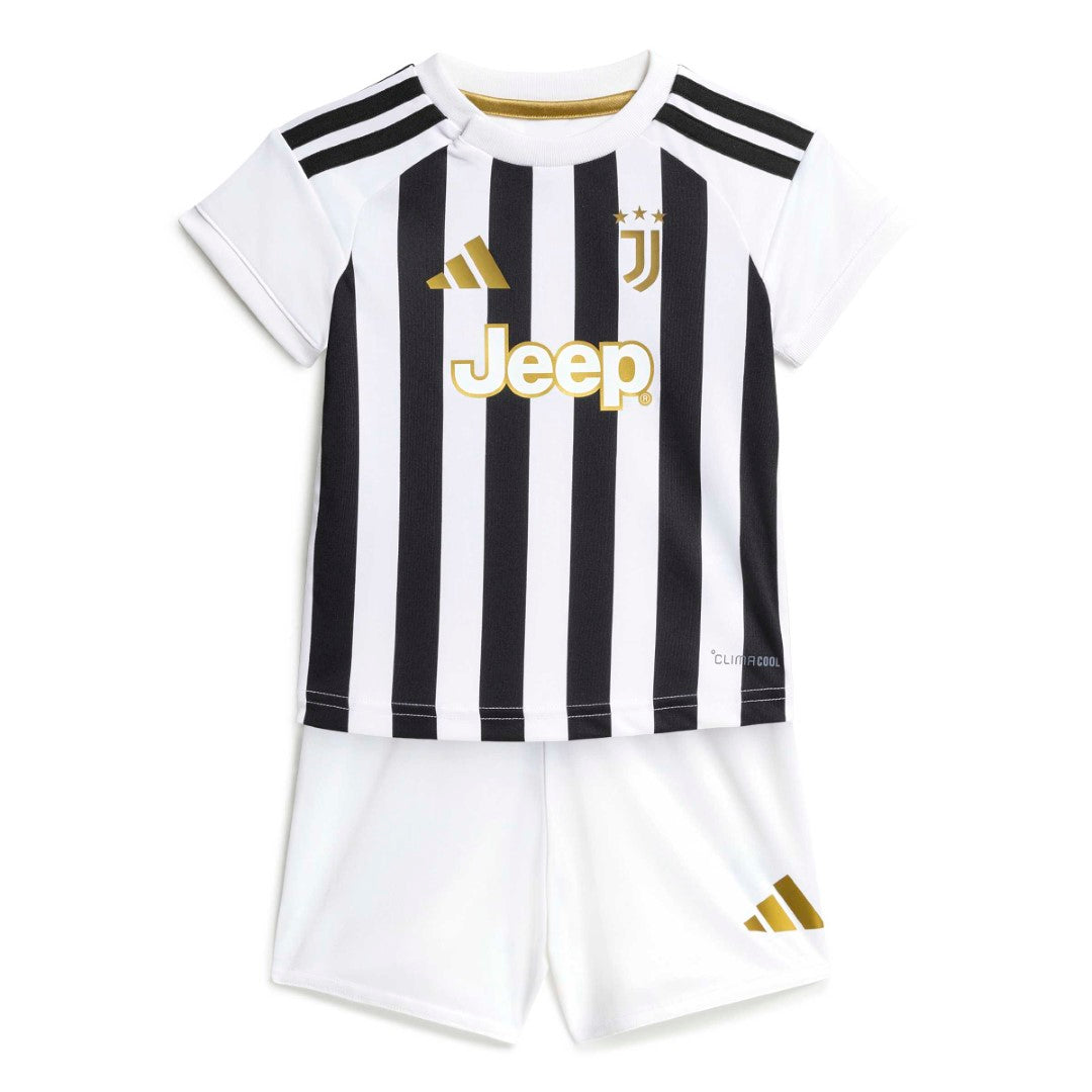 Juventus 26/27 Home Kit