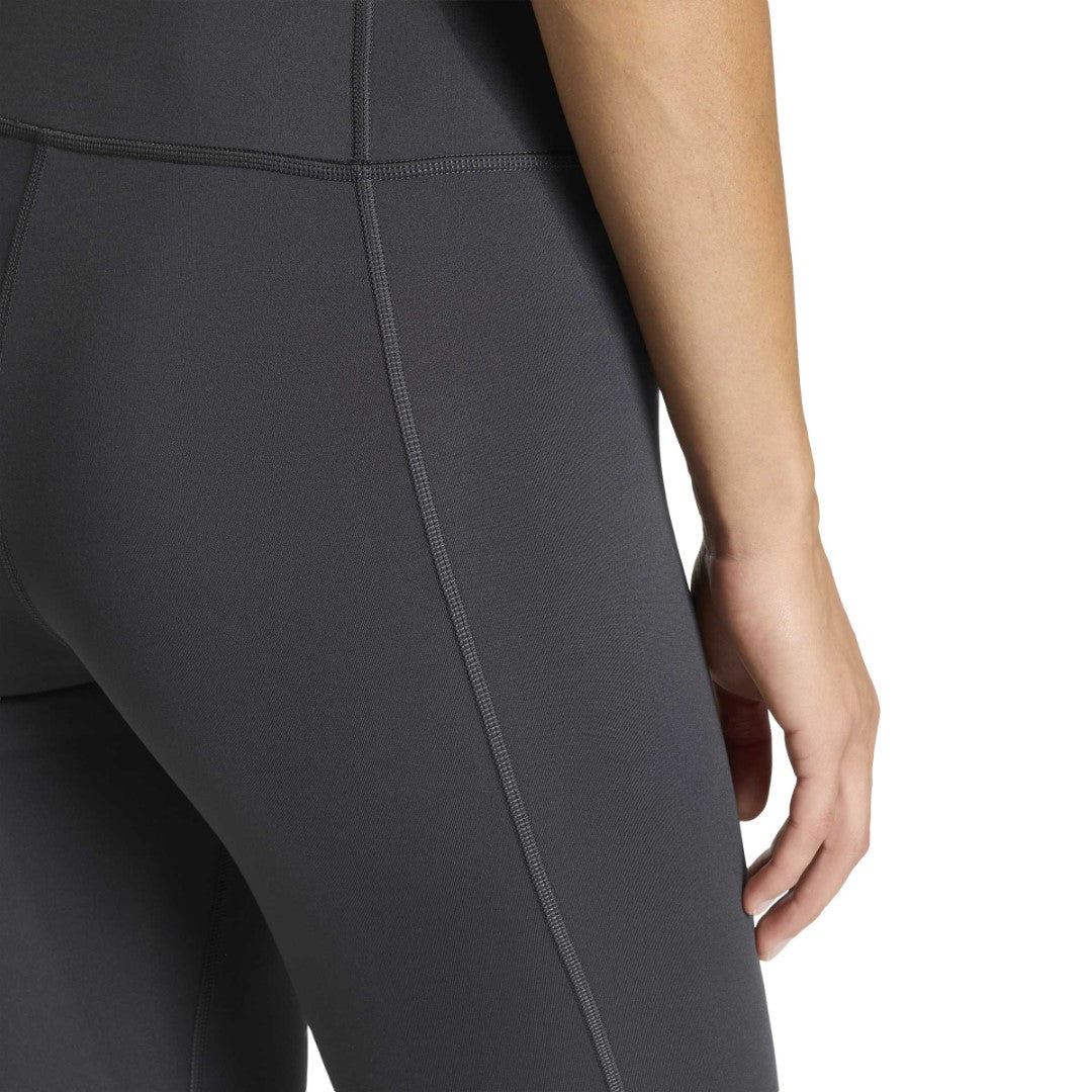 Train Essentials Big Logo Leggings