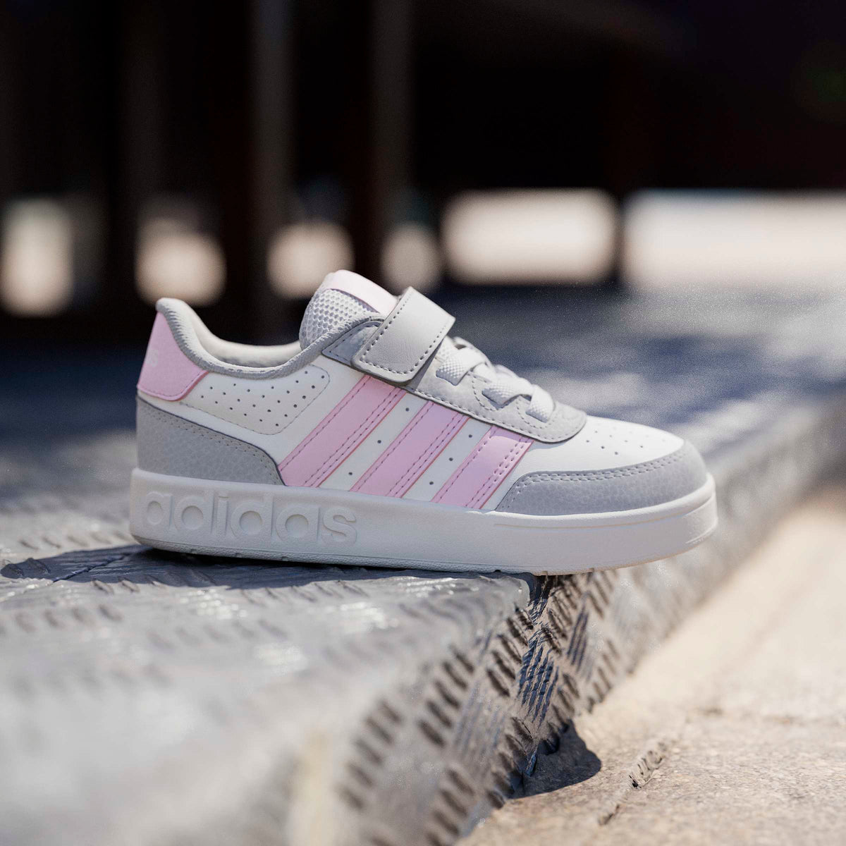 Breakbase Shoes