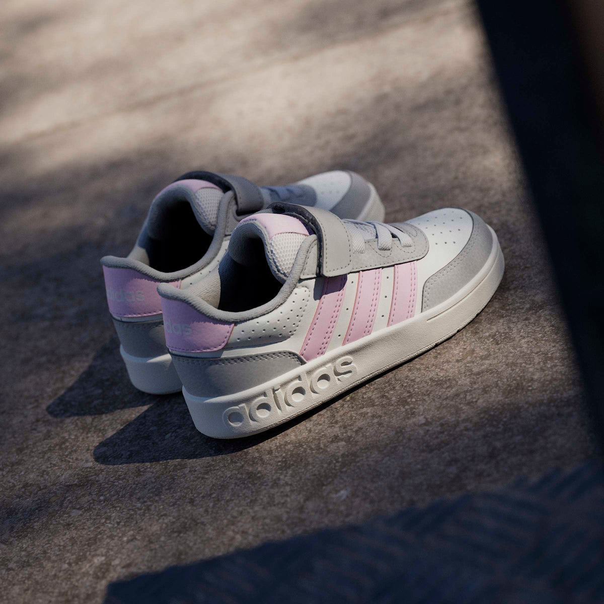 Breakbase Shoes
