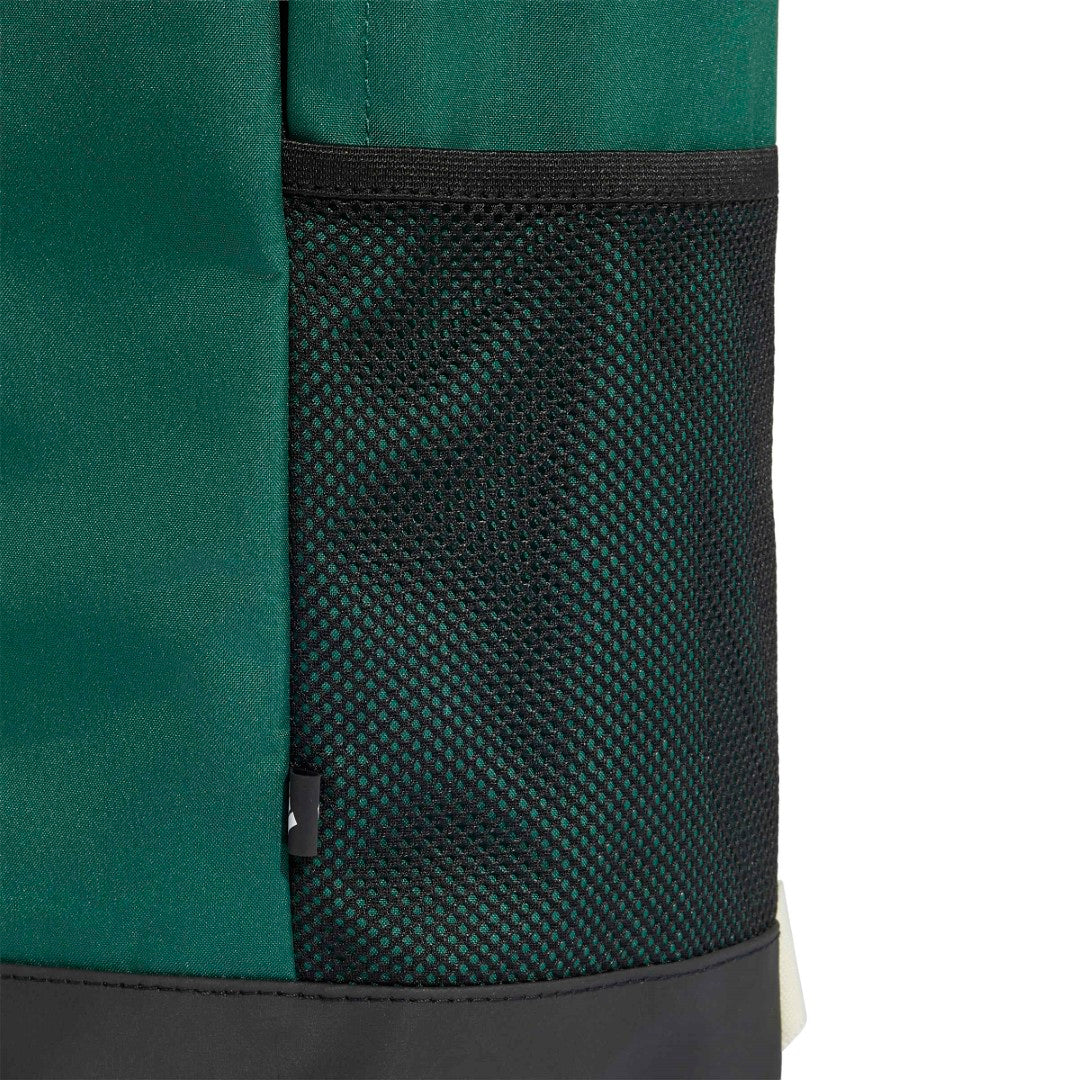 Linear Backpack