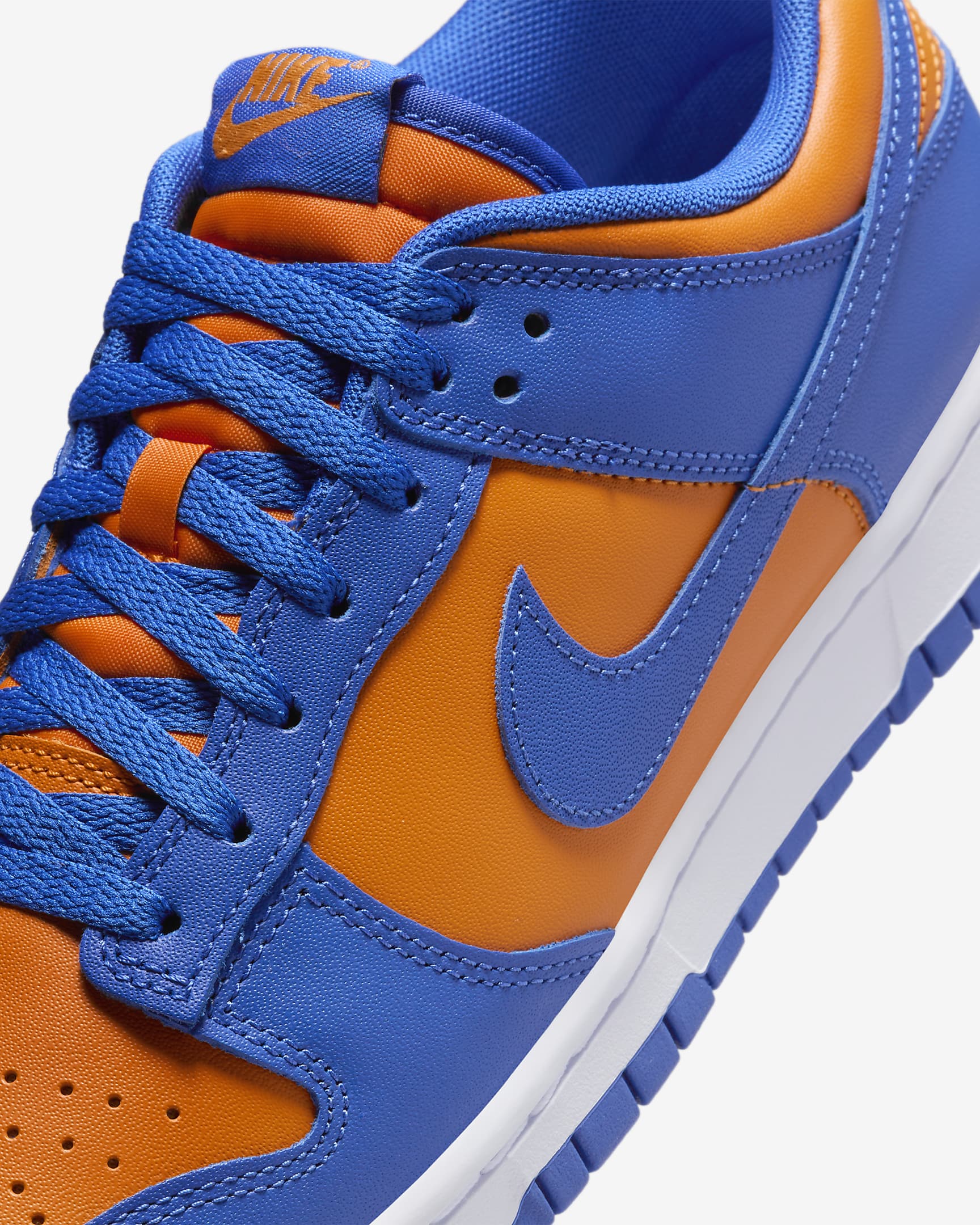 Dunk Low Retro Bttys Lifestyle Shoes