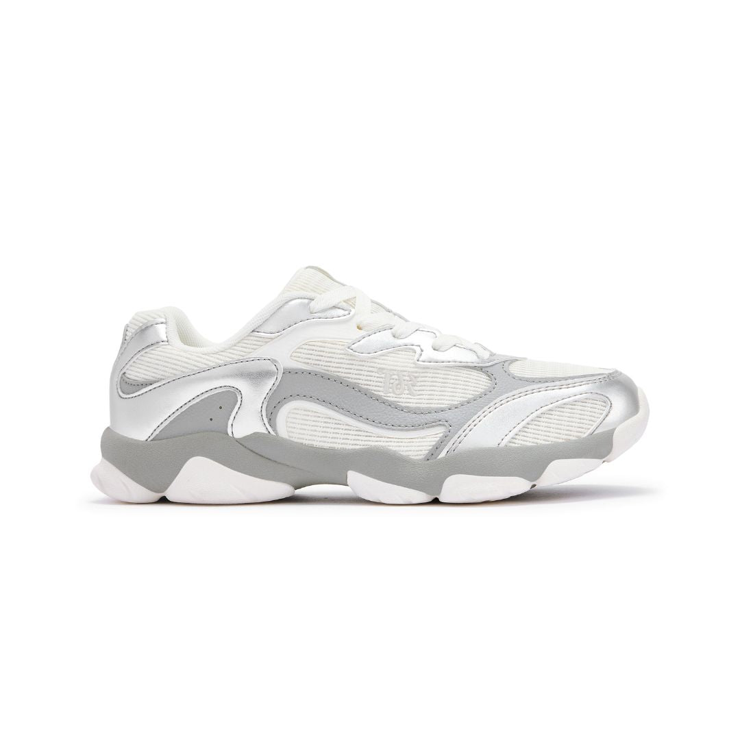 Thin-Sole Squirrel Shoes