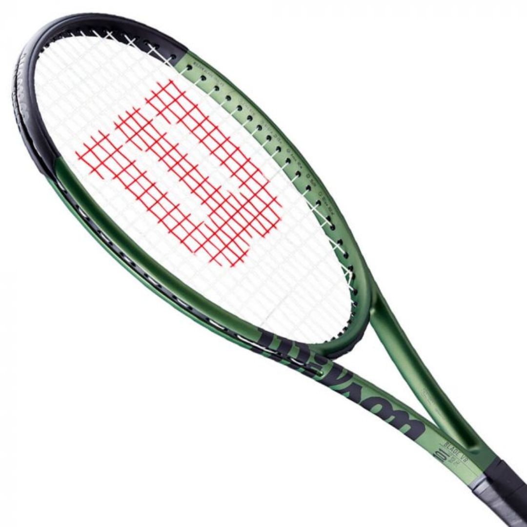 Wilson Unisex Blade 101L V8.0 1 Tennis Strung Racket