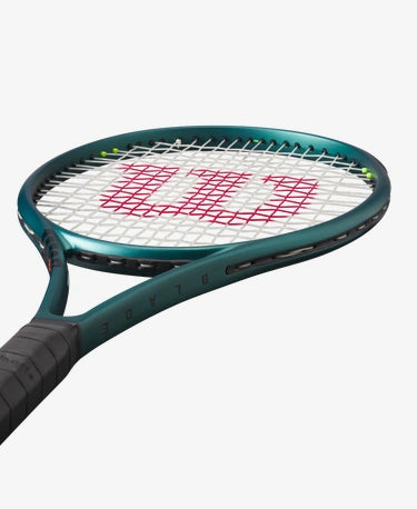 Blade 100 V9 Tennis Racket (Unstrung)