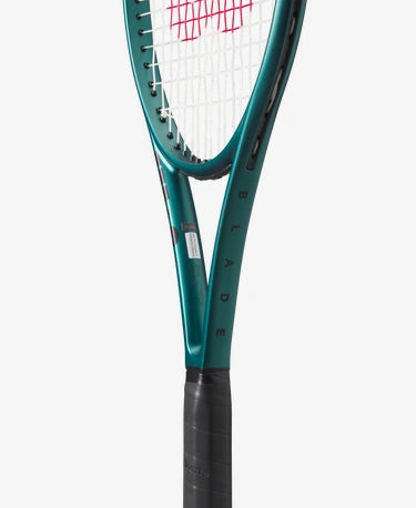 Blade 100 V9 Tennis Racket (Unstrung)