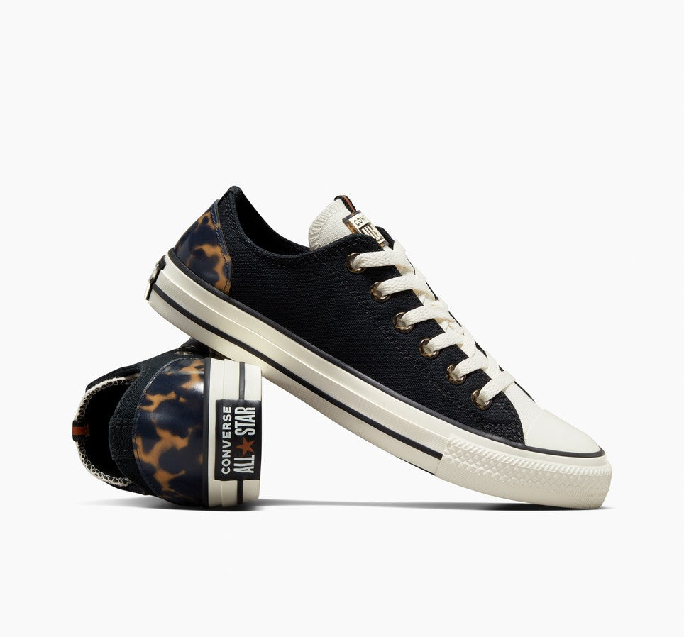 Chuck Taylor Animal Patch Lifestyle Shoes