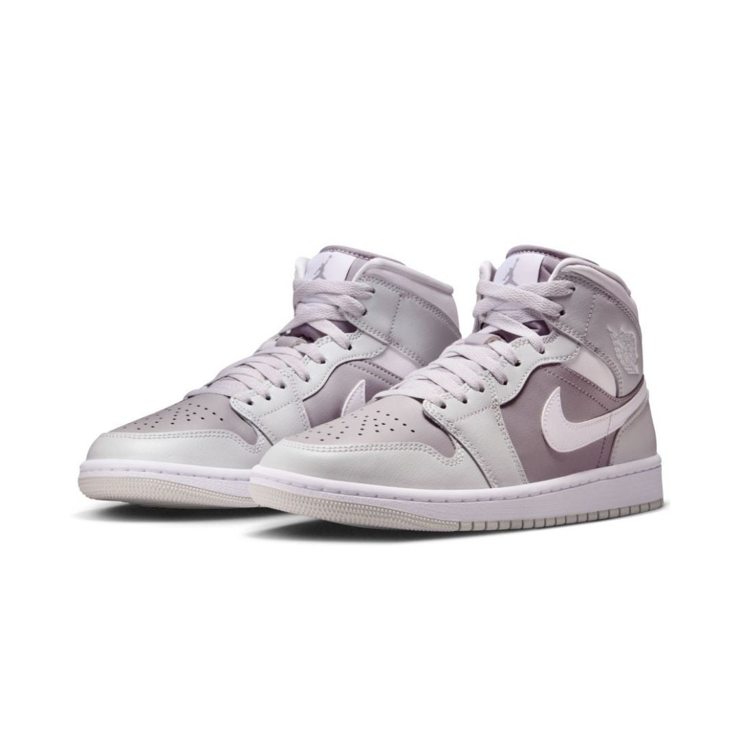 Air Jordan 1 Mid Shoes