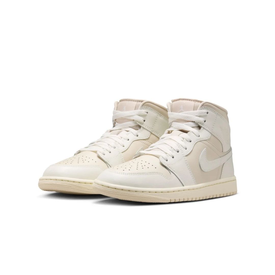 Air Jordan 1 Mid Shoes