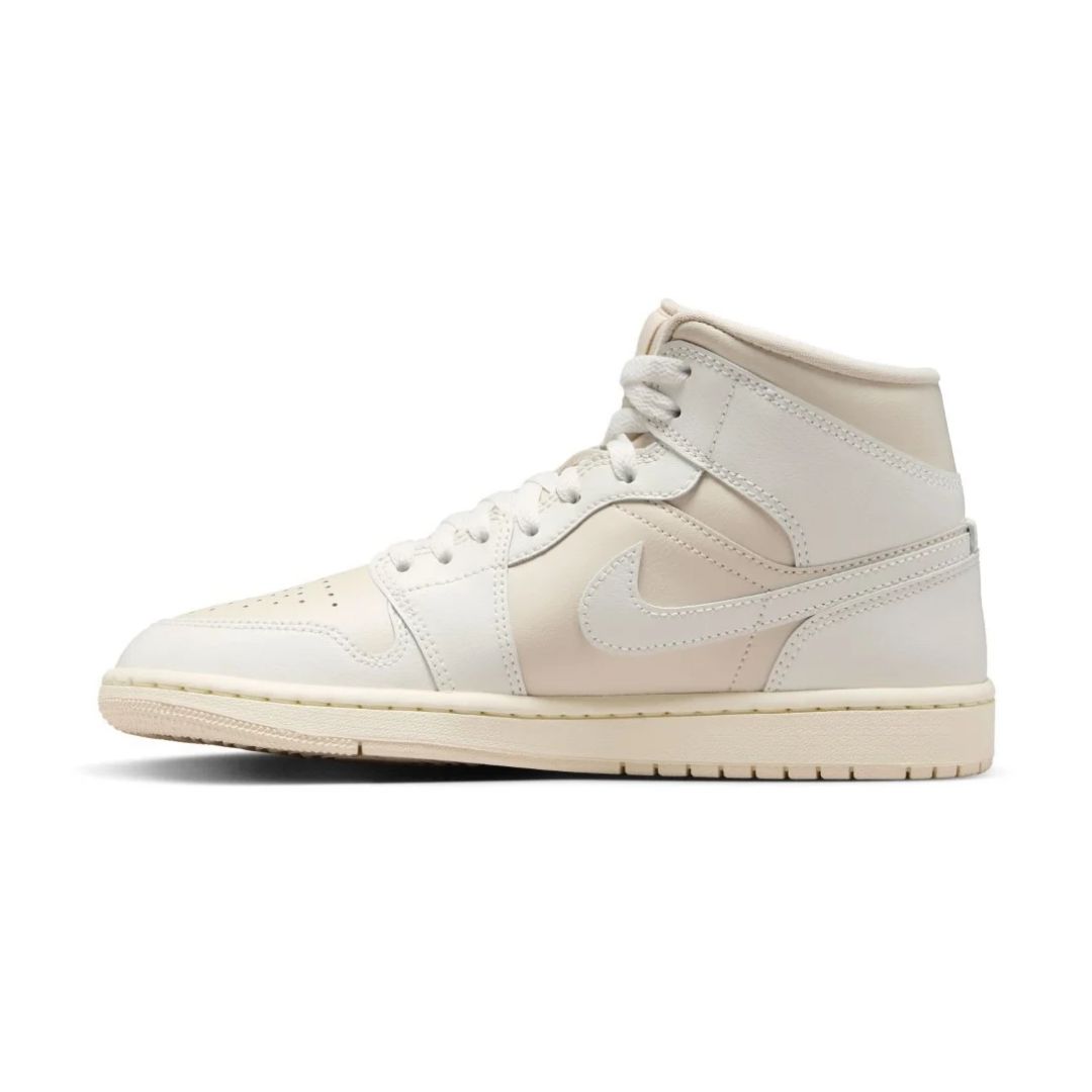 Air Jordan 1 Mid Shoes