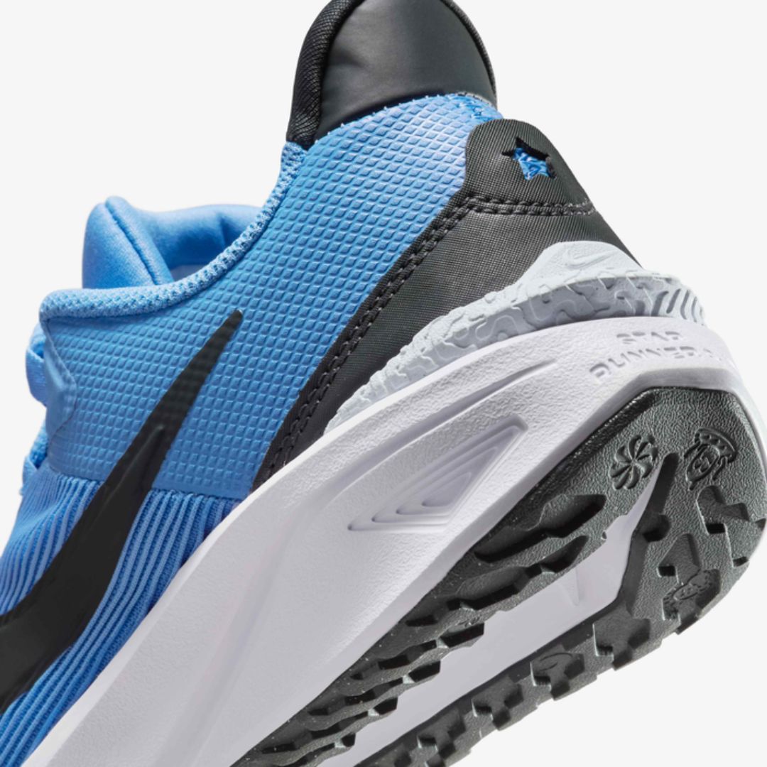 Star Runner 4 Running Shoes