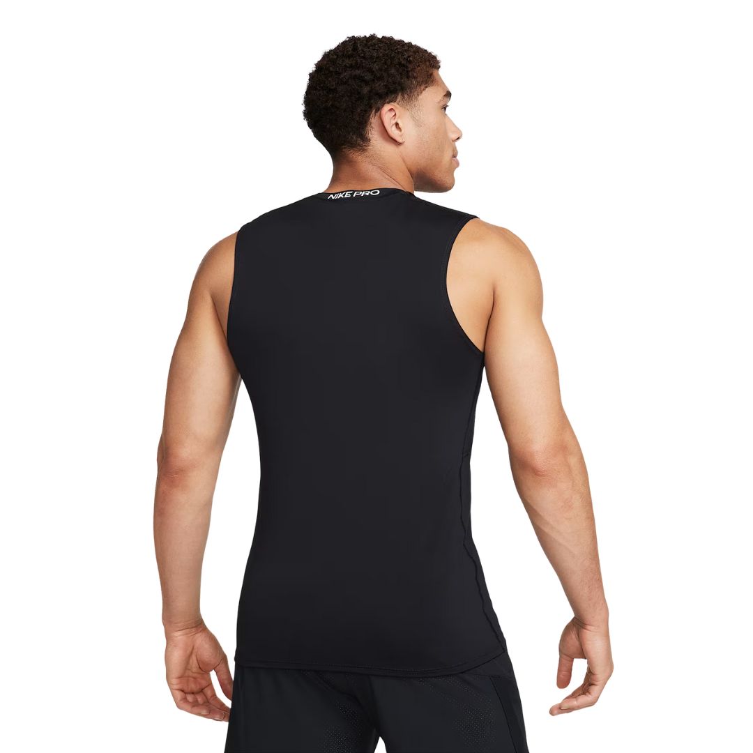 تيشيرت ضيق بدون كم  