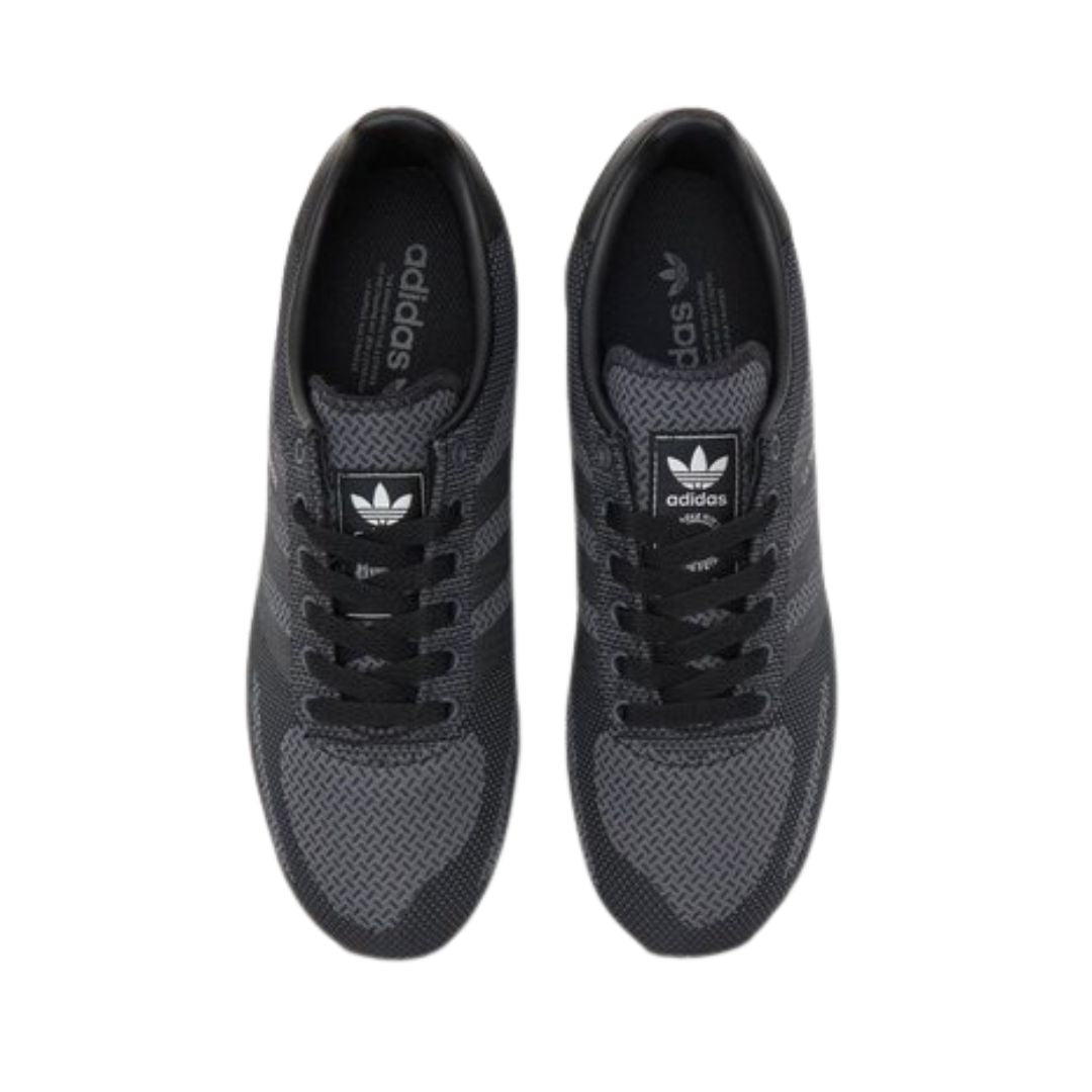 La Trainer Weave Shoes