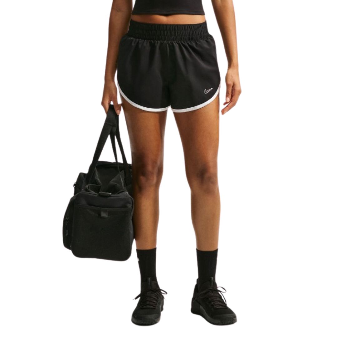 One Woven Shorts