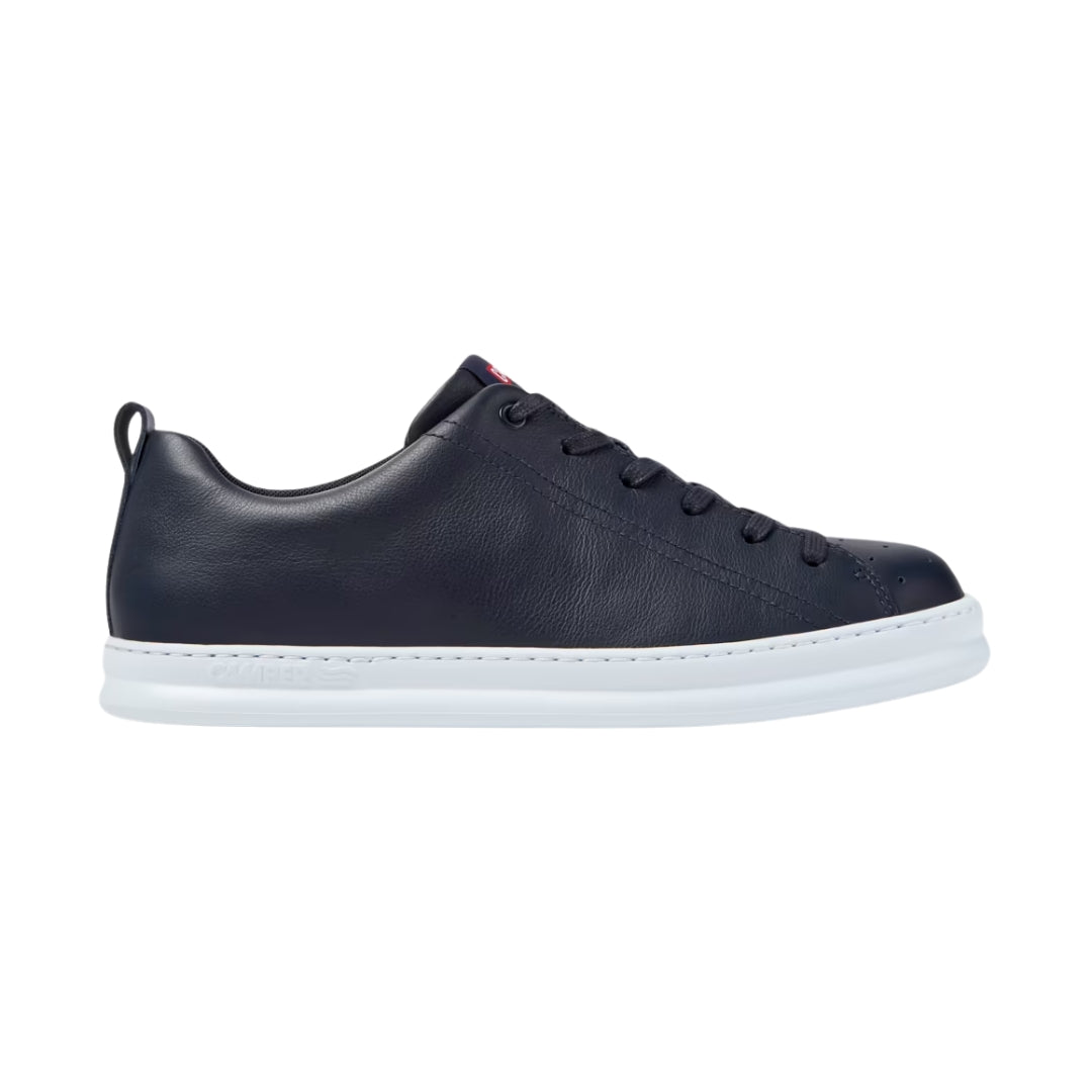 Runner Four Lifestyle Shoes