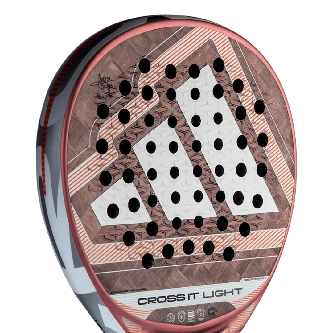 Cross It Light 2026 Martita Ortega Padel Racket