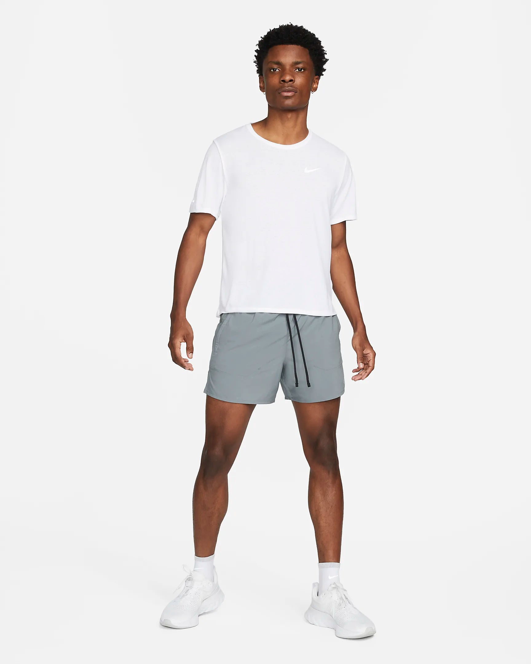 Stride 5in Shorts