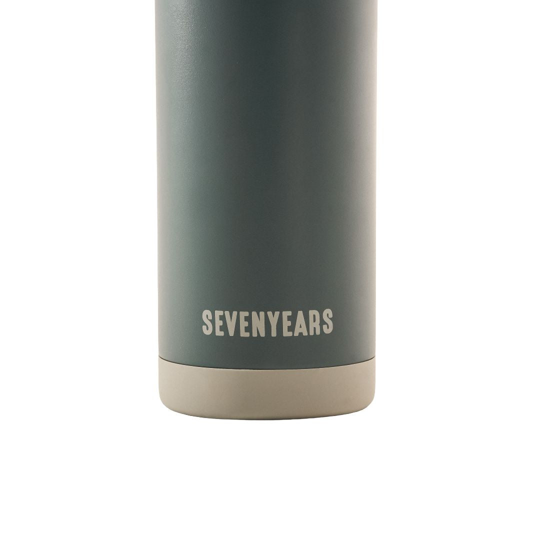 زجاجة حرارية 700 مل بغطاء فوهة