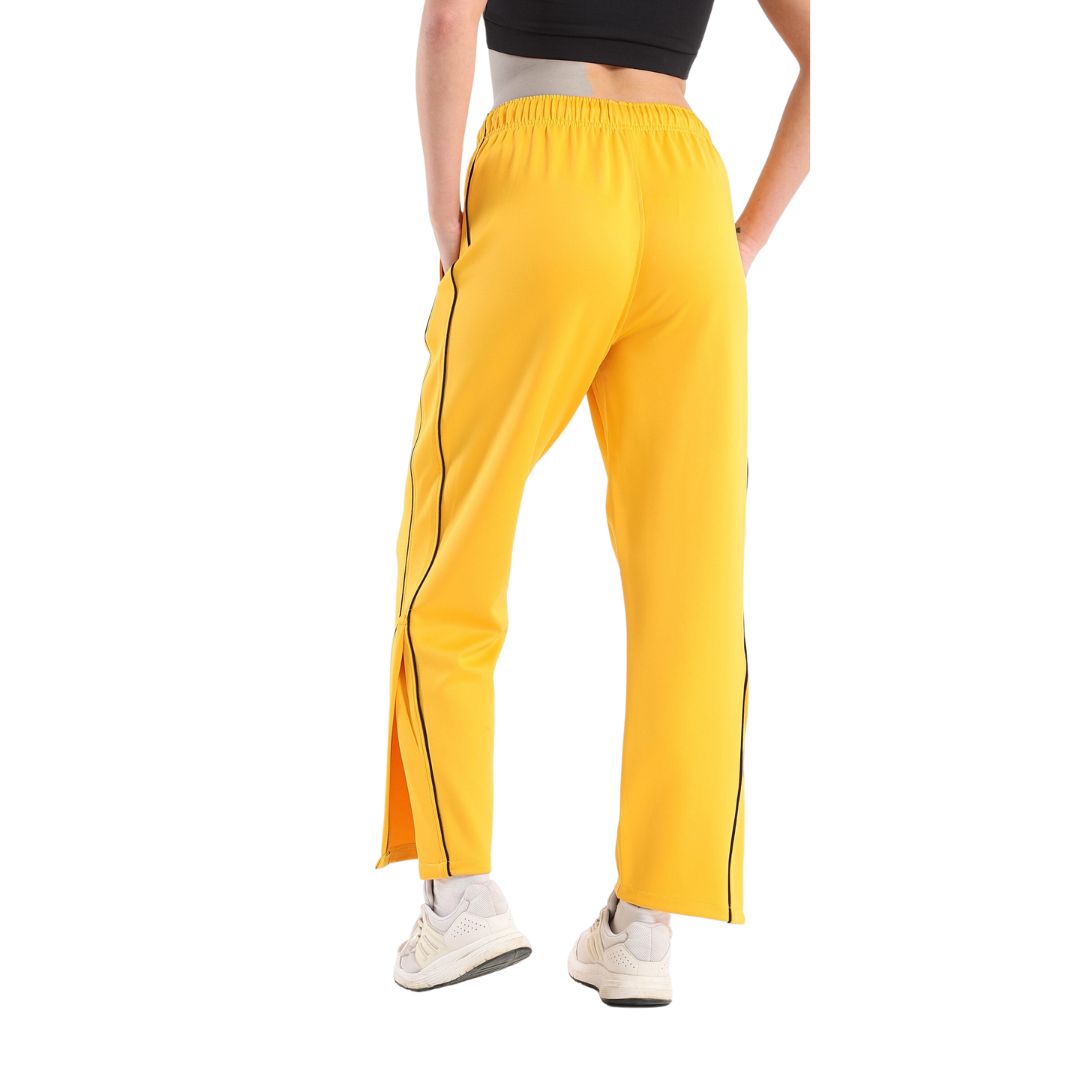 Classic side stripes sweatpants in yellow