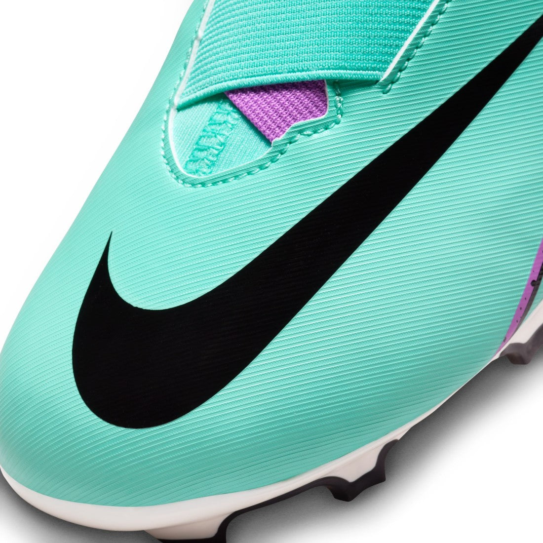 Jr. Mercurial Vapor 15 Academy Soccer Shoes