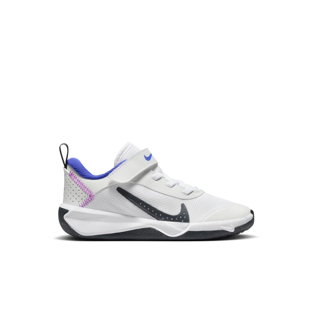 Nike Omni Multi-Court Indoor Shoes