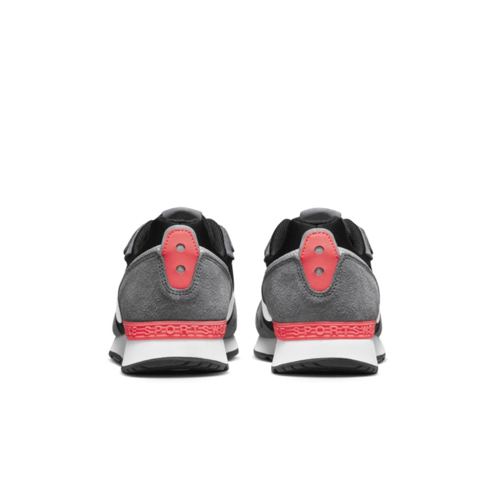 Venture Runner Lifestyle Shoes