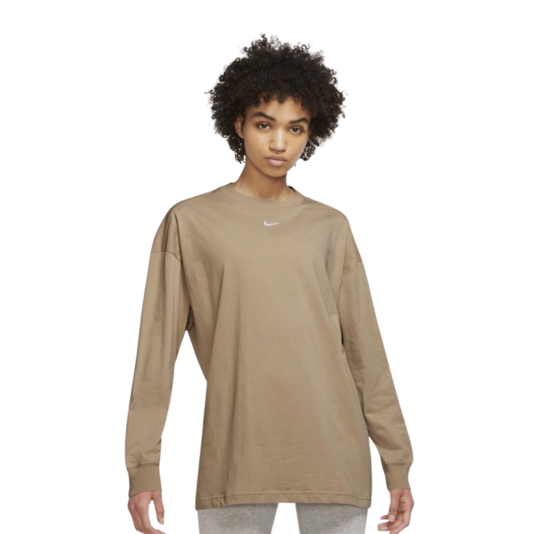Essential Long Sleeve T-shirt