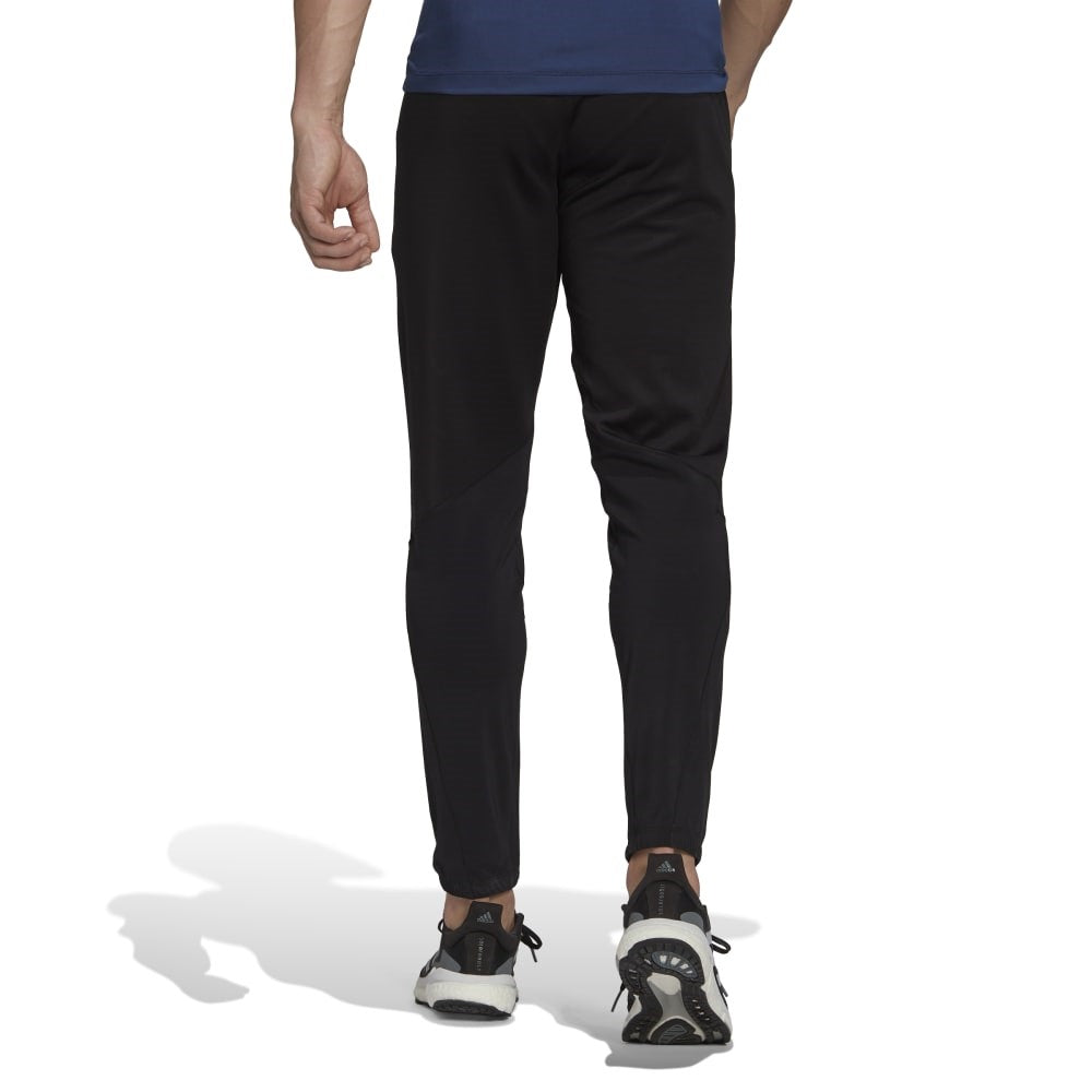 D4T Training Pants